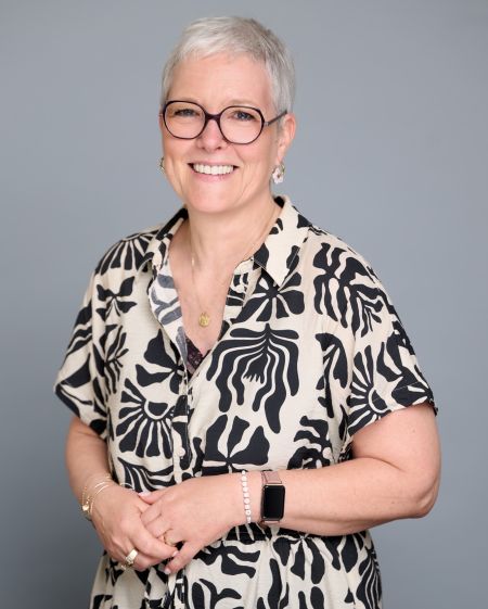 






  

Michèle Savonet
  


