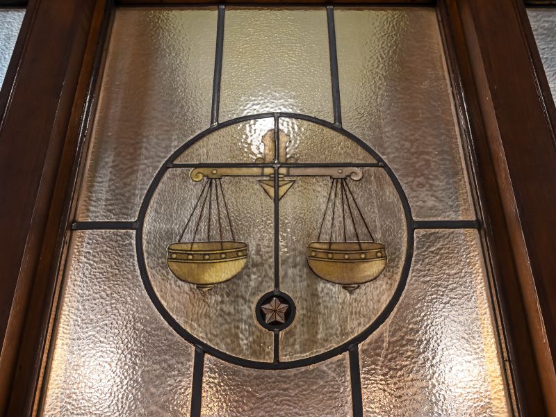 






  

La grande misère de la justice
  


