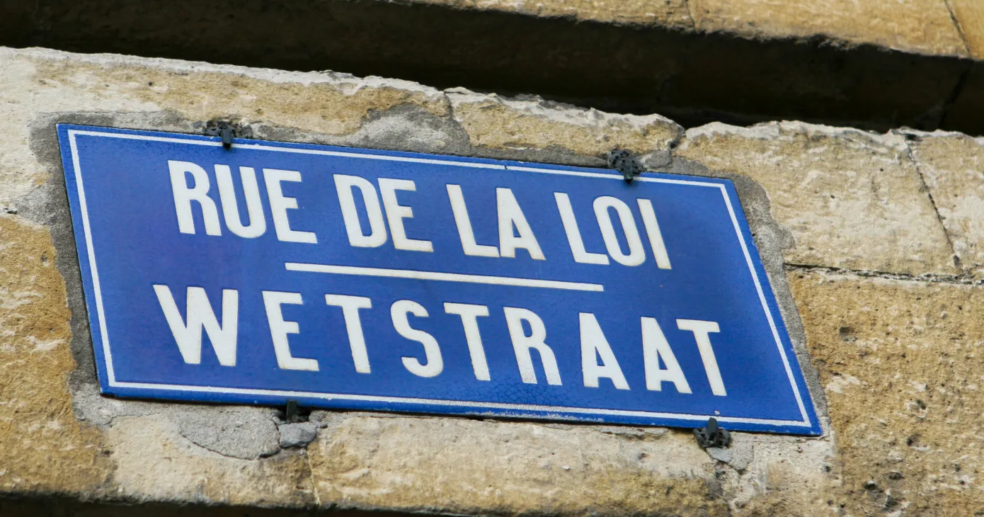 Rue de la Loi - Wetstraat: bilingual sign at the most famous street of Brussels, symbol of the political system of Belgium.